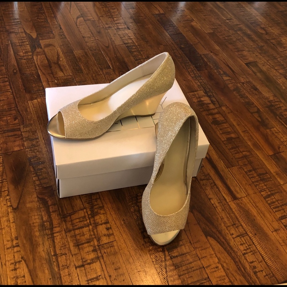 Glitter Peep Toe Wedge